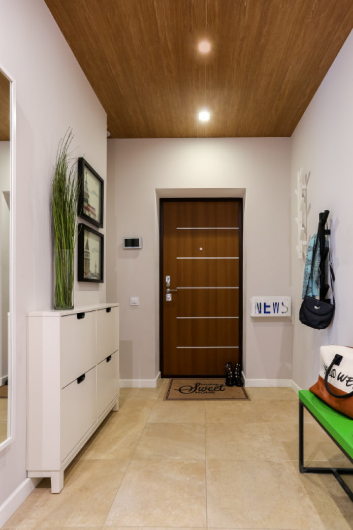 coconut mat in the hallway