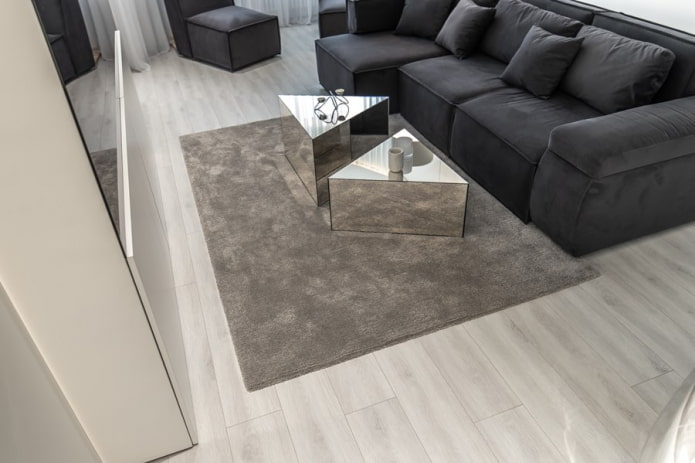 gray carpet