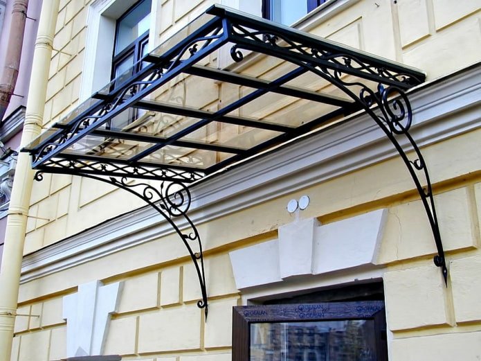 straight glass canopy