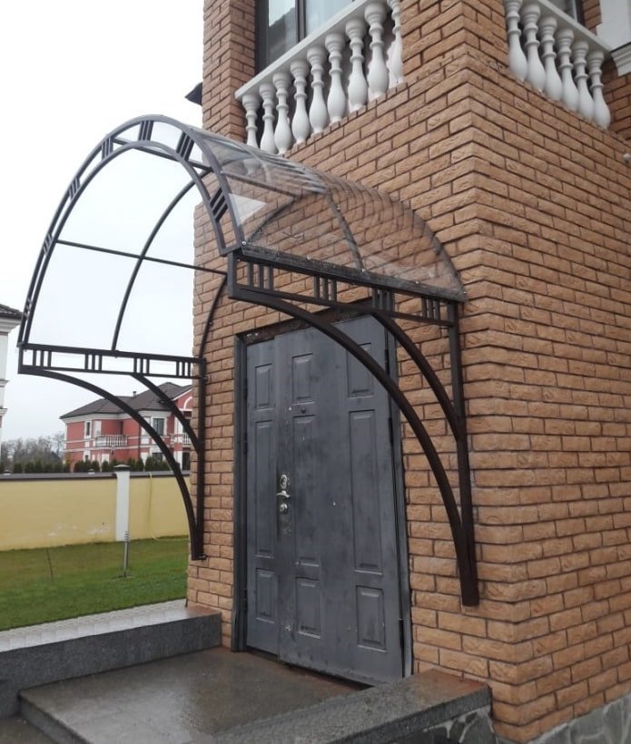 transparent arched canopy