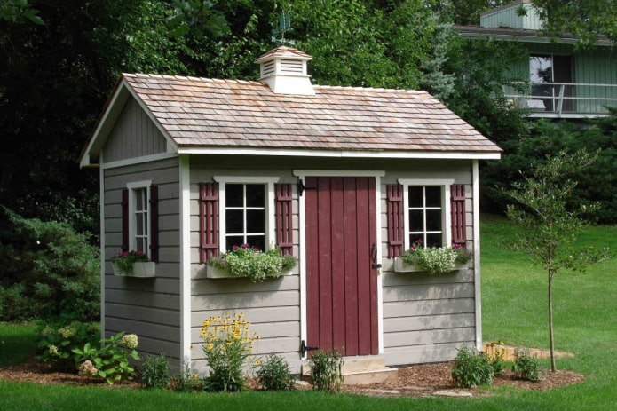 English-style utility block