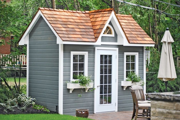 English-style utility block