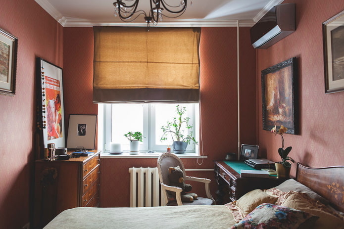 dark burgundy wallpaper in the bedroom