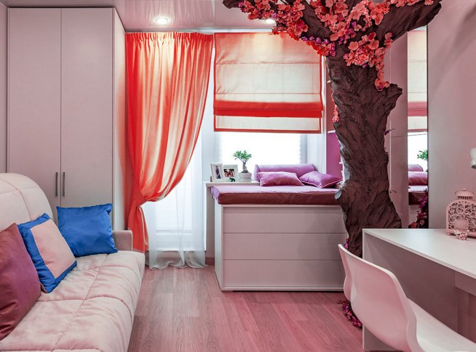 Roman blind and tulle