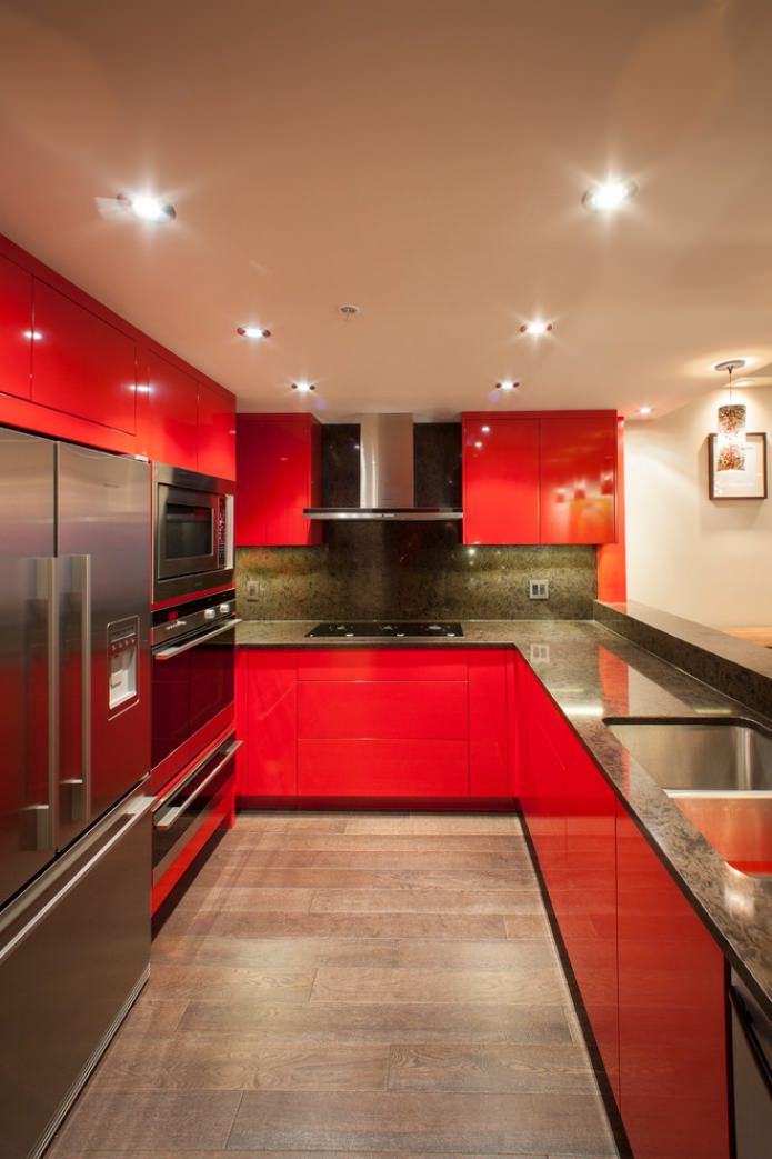dark countertop, red set