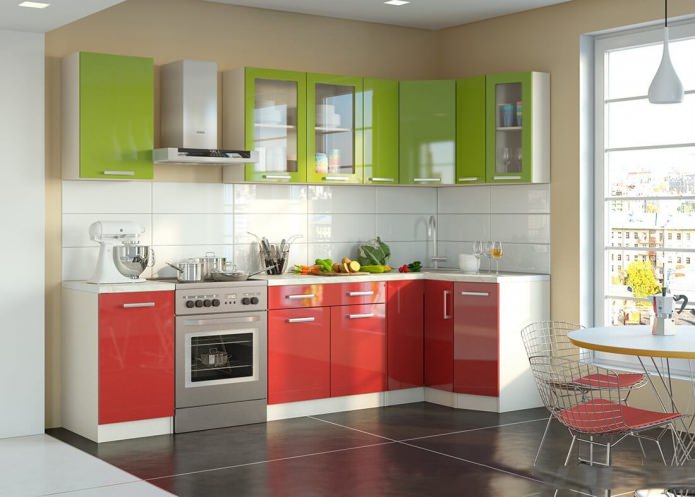 A set with a red bottom and light green top