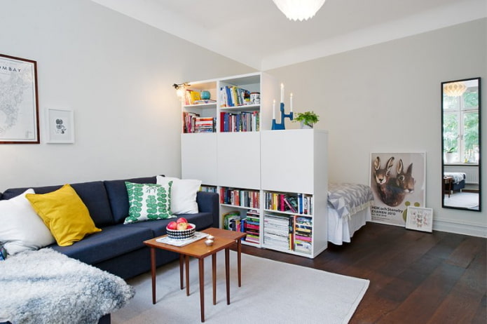 Zoning the living room and bed for a teenager