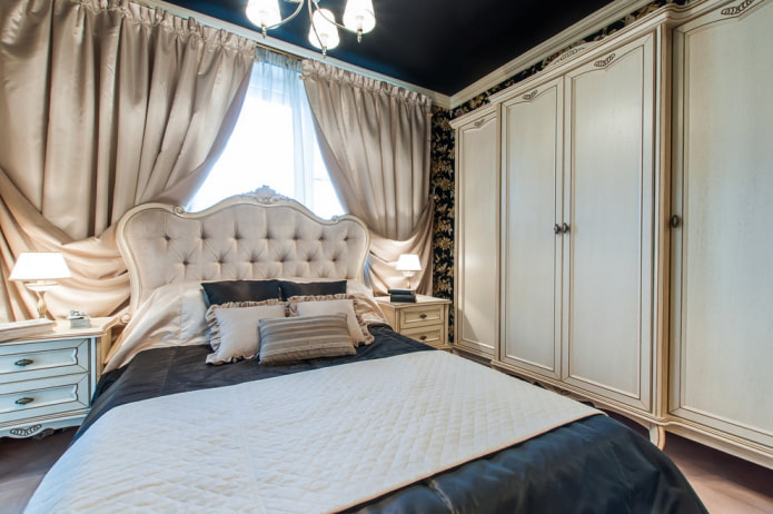 headboard with carriage coupler in the interior