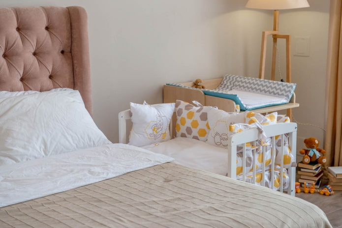 bedside model for newborns in the interior