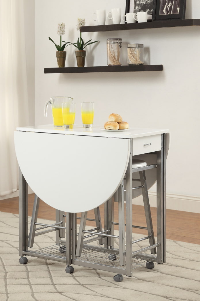 round folding table in the kitchen