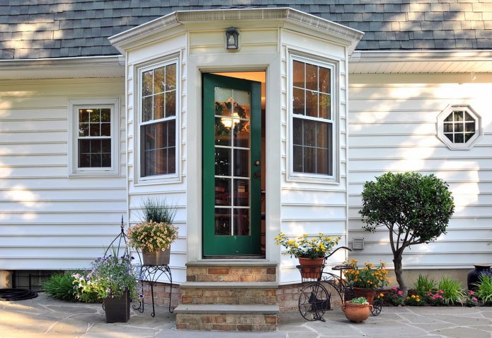 house with a closed porch