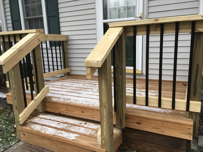 porch made of wood