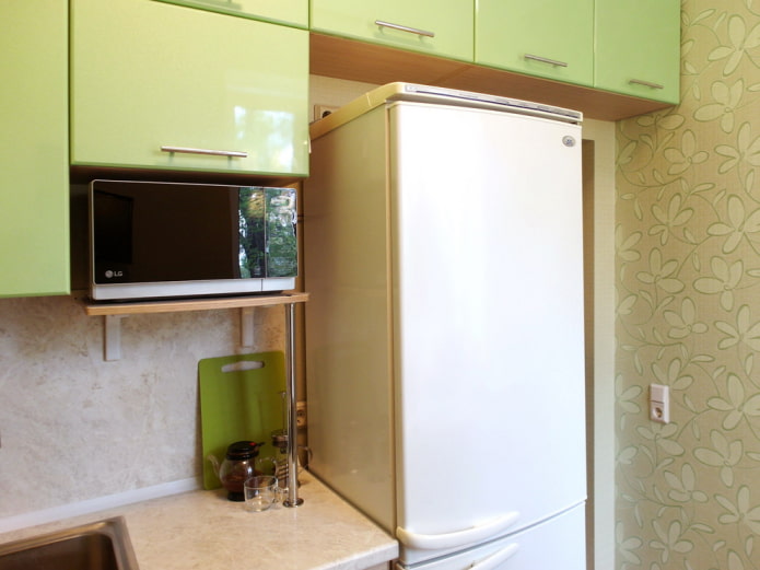 Microwave on a shelf