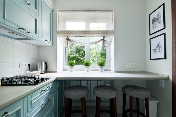 Light Roman blinds