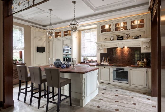Dining room with an island in the dining area