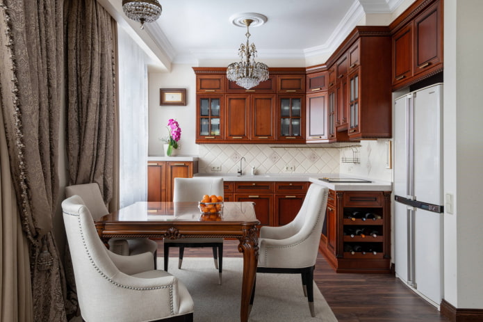 Kitchen-dining room with moldings on the ceiling