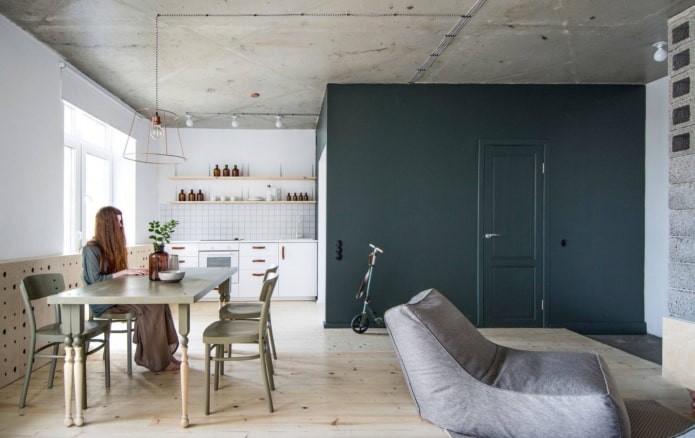 concrete ceiling in the interior