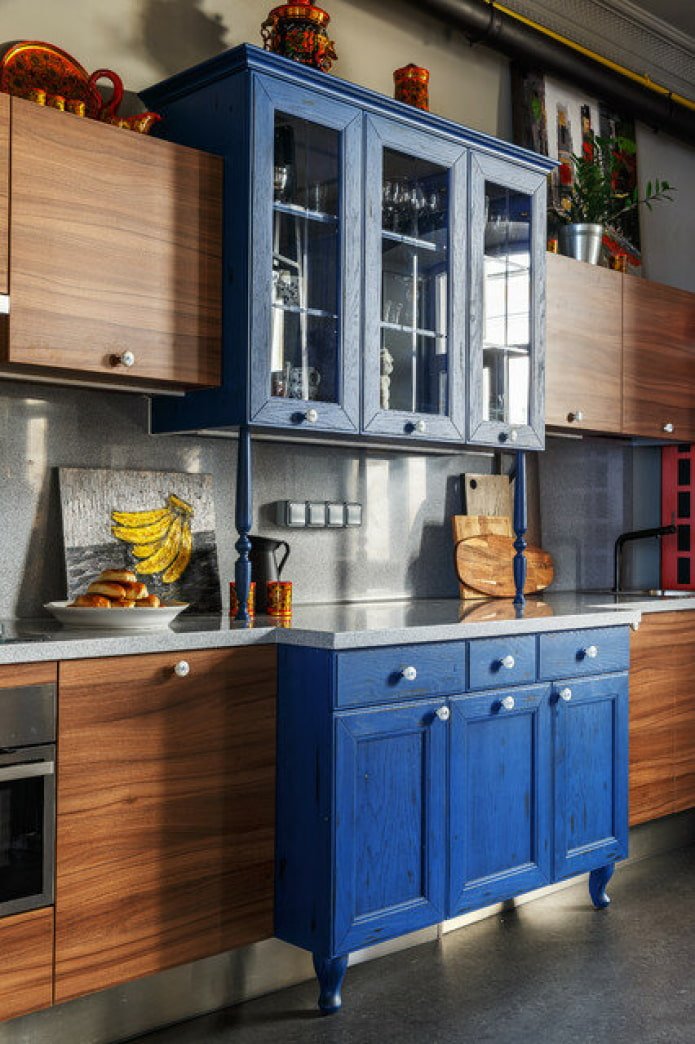 combination of wood with blue