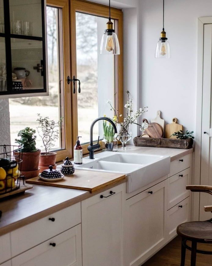 black faucet in the kitchen