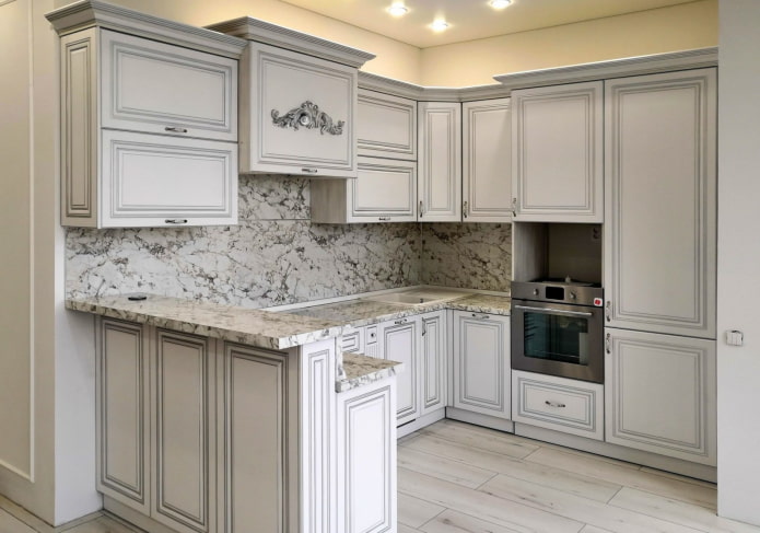 gray patina in the kitchen
