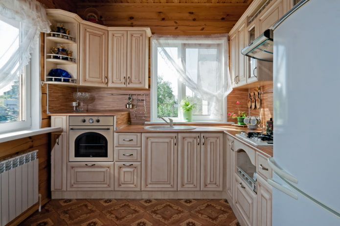 kitchen with patina in rustic style
