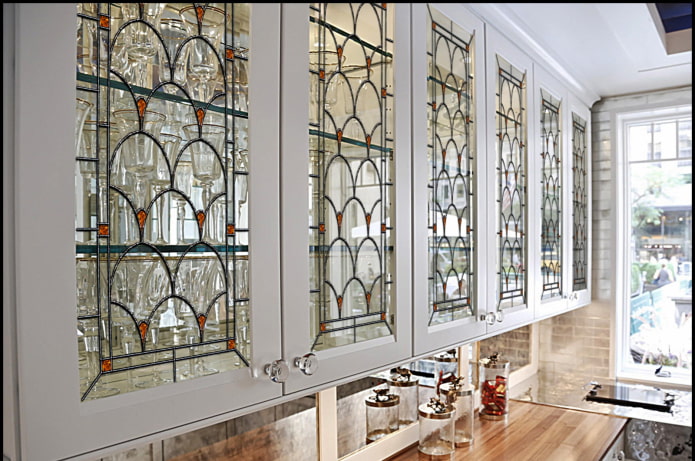 glass upper cabinets