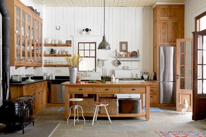 Kitchen finishing with clapboard