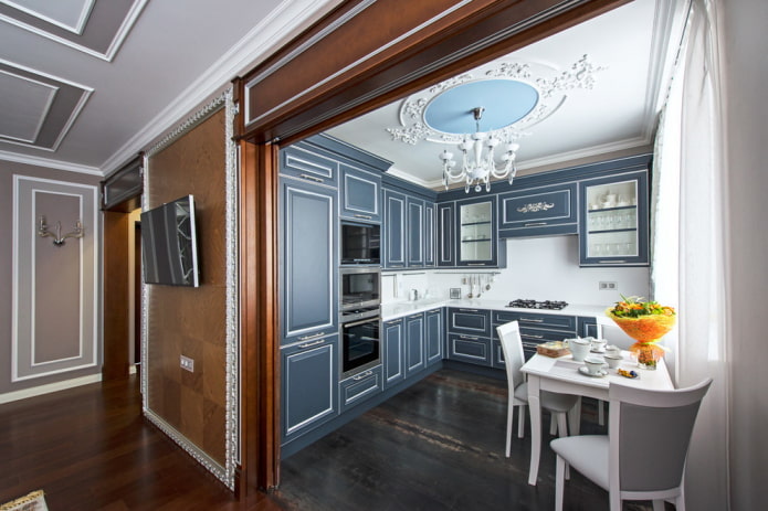 color scheme of a classic kitchen
