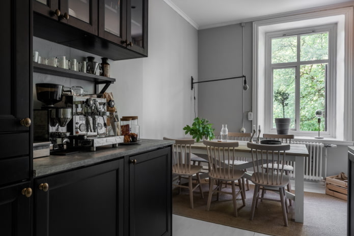 Dark kitchen