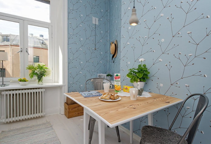 Wallpaper with a pattern