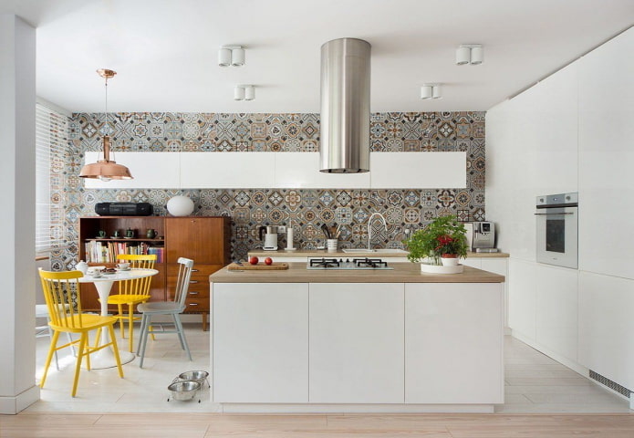 Retro chest of drawers and bright chairs