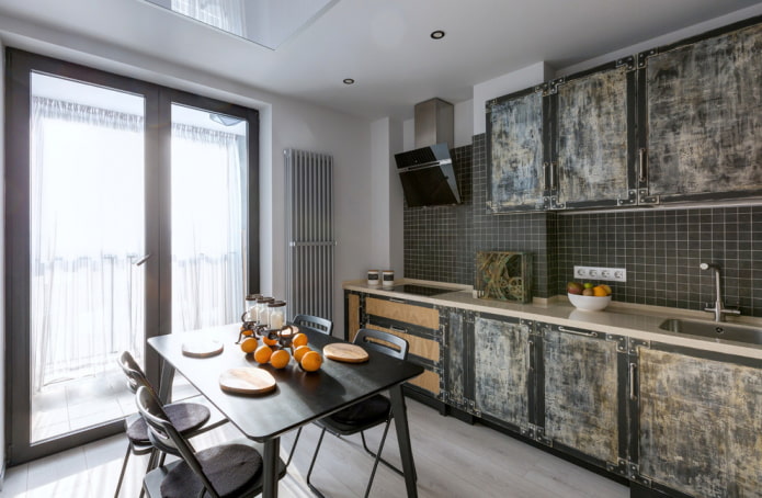 unusual kitchen set facades with scuffs