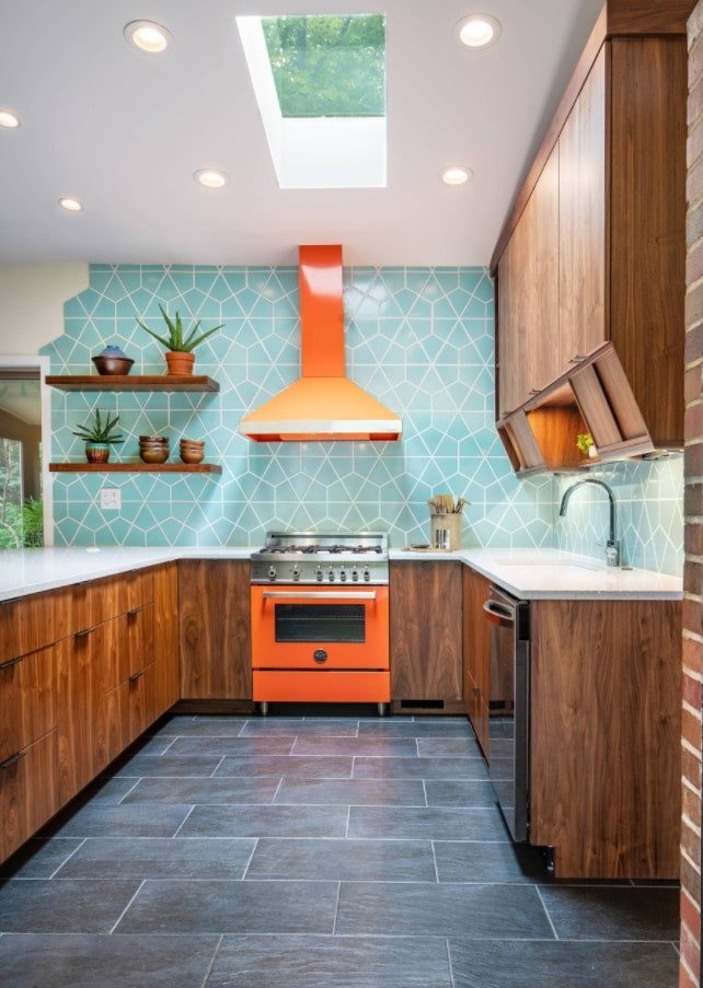 accent on the stove in the kitchen interior