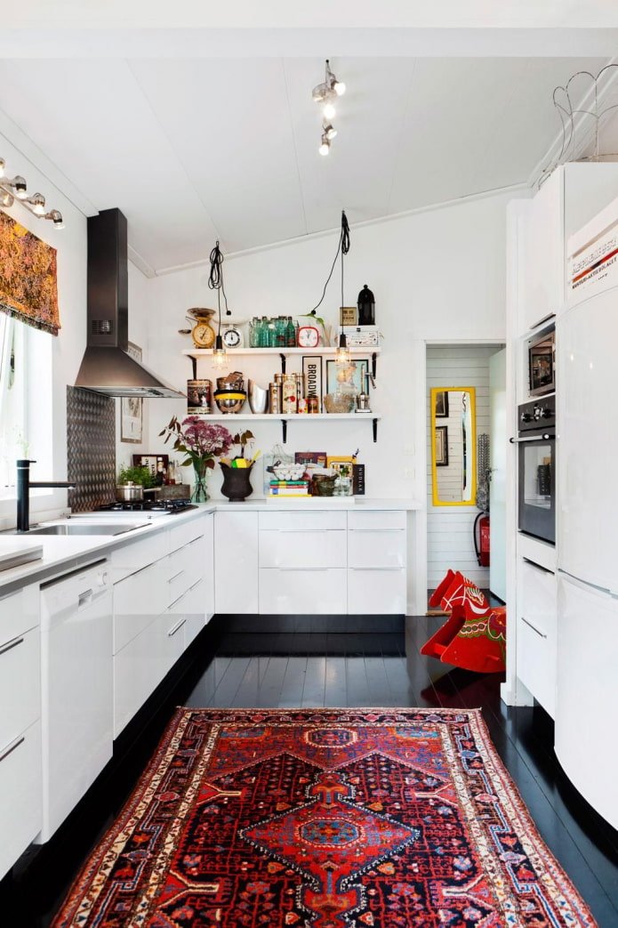 oriental carpet in the kitchen