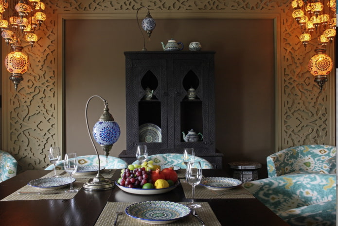 lamps in oriental style