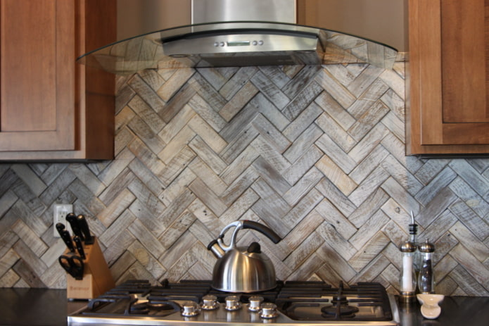 Herringbone pattern