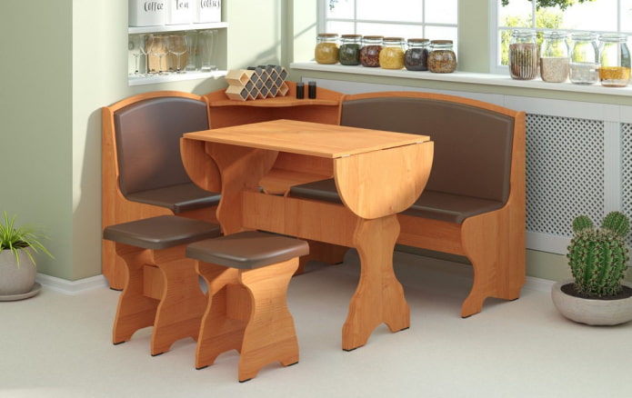 furniture corner with an extendable table in the kitchen