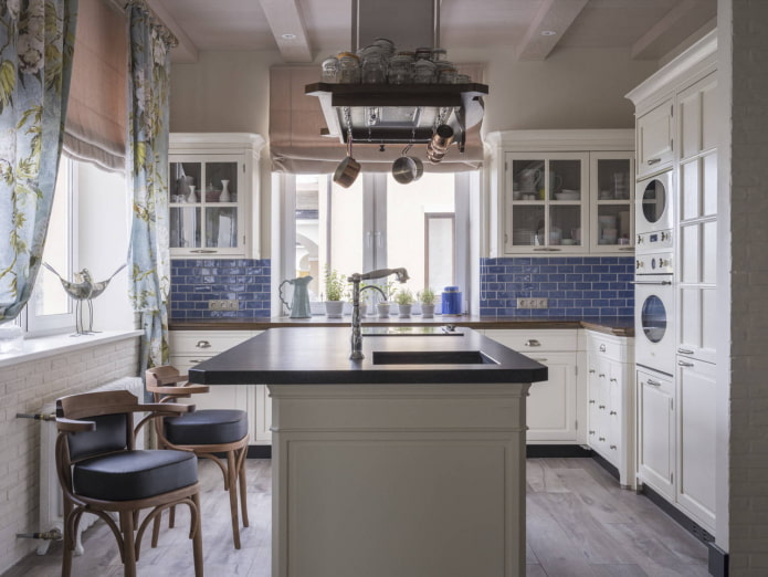 square kitchen with island