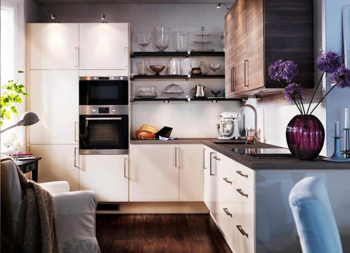 corner square kitchen