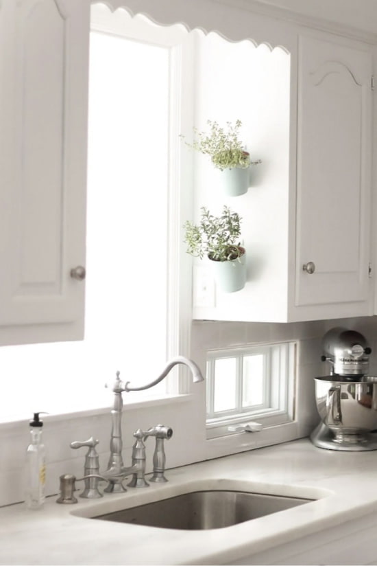 Flowerpots on hooks