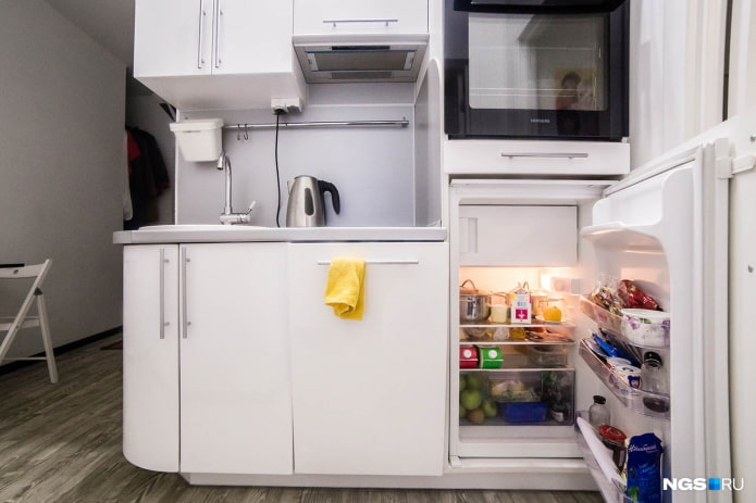 Mini-fridge