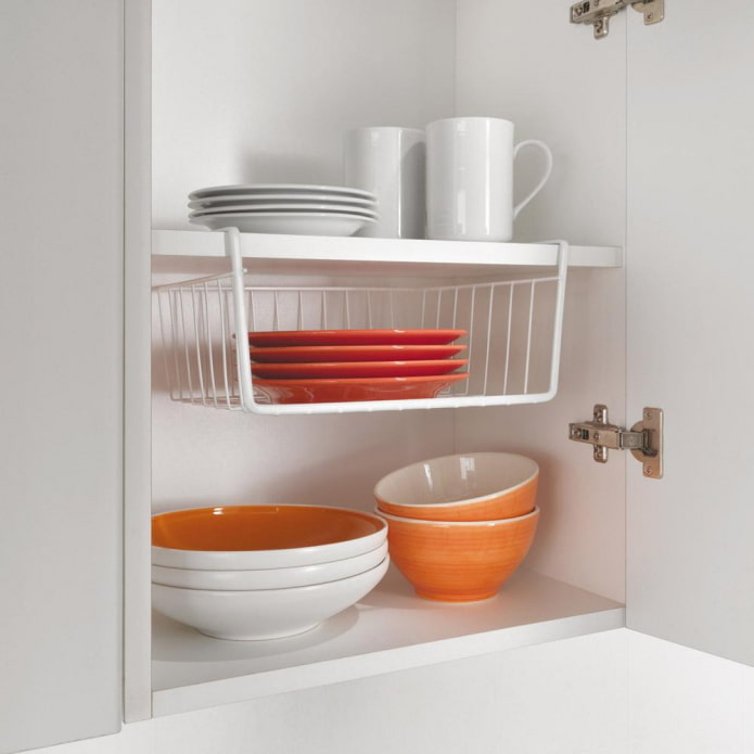 Hanging shelf