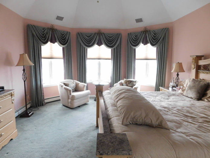 lambrequins on bay windows
