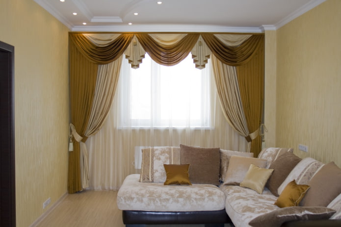 two central chill moldings