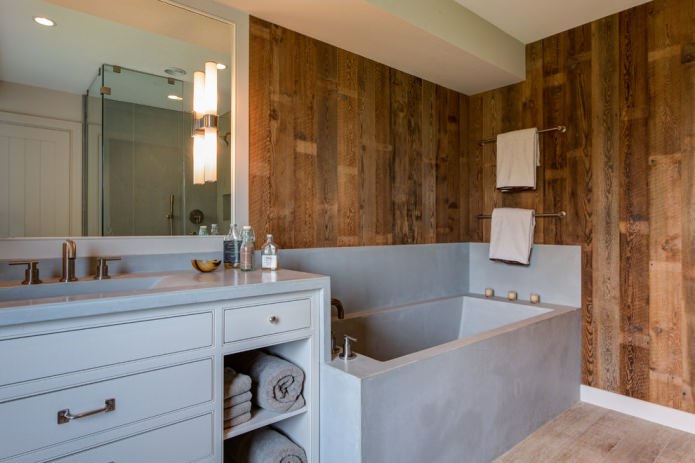 laminate in the bathroom on wall