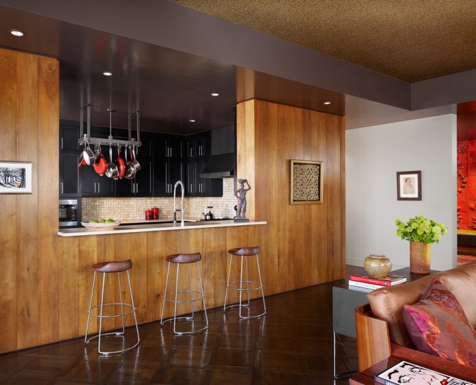 vertical installation of laminate on the wall