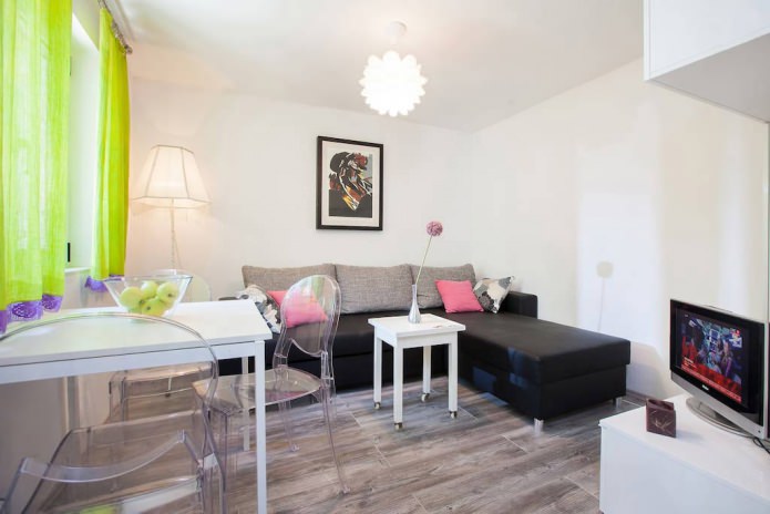 Laminate in the living room interior