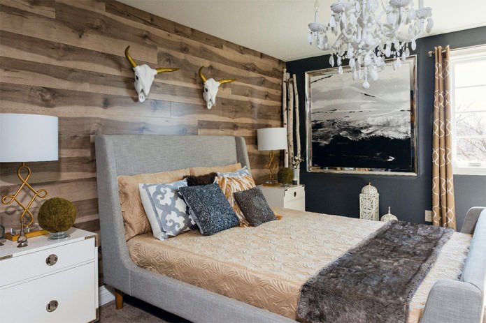 Laminate on the wall in the bedroom interior