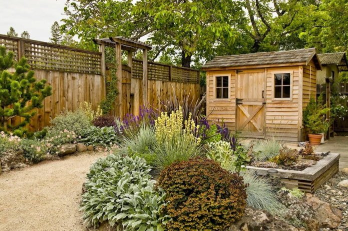 country style in landscape design