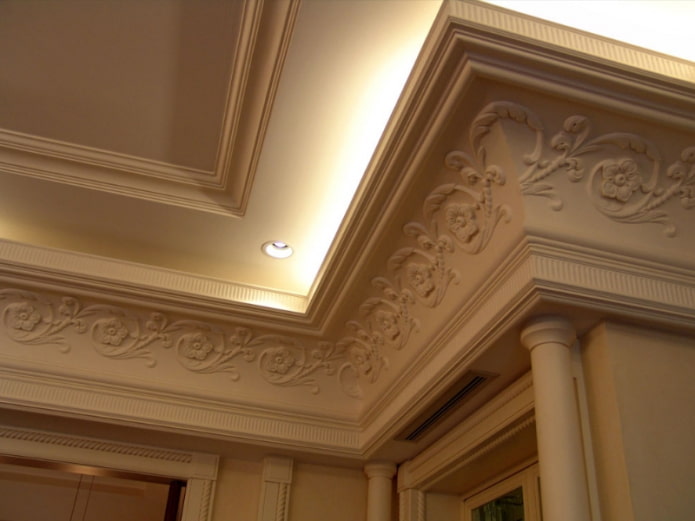 stucco cornice on the ceiling